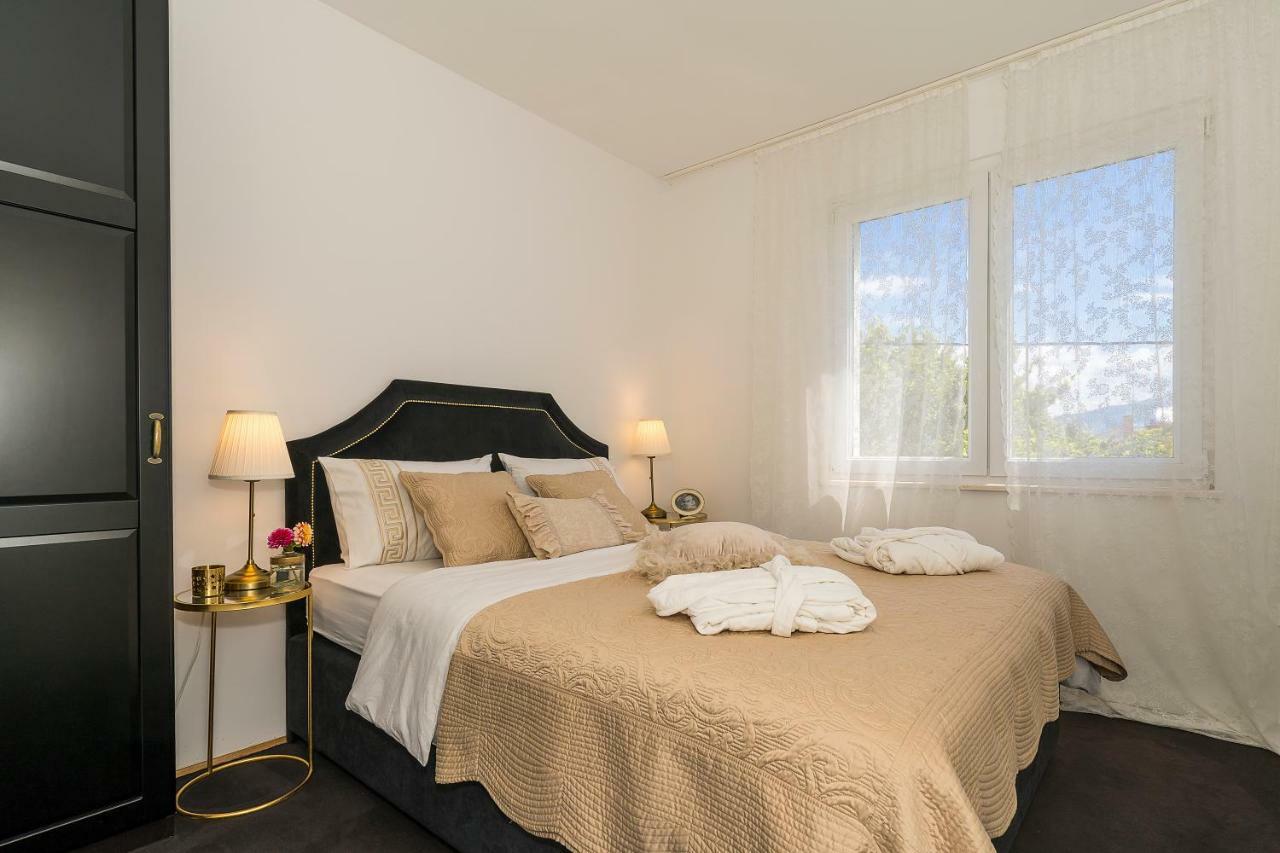 Apartments Vinko Split Extérieur photo